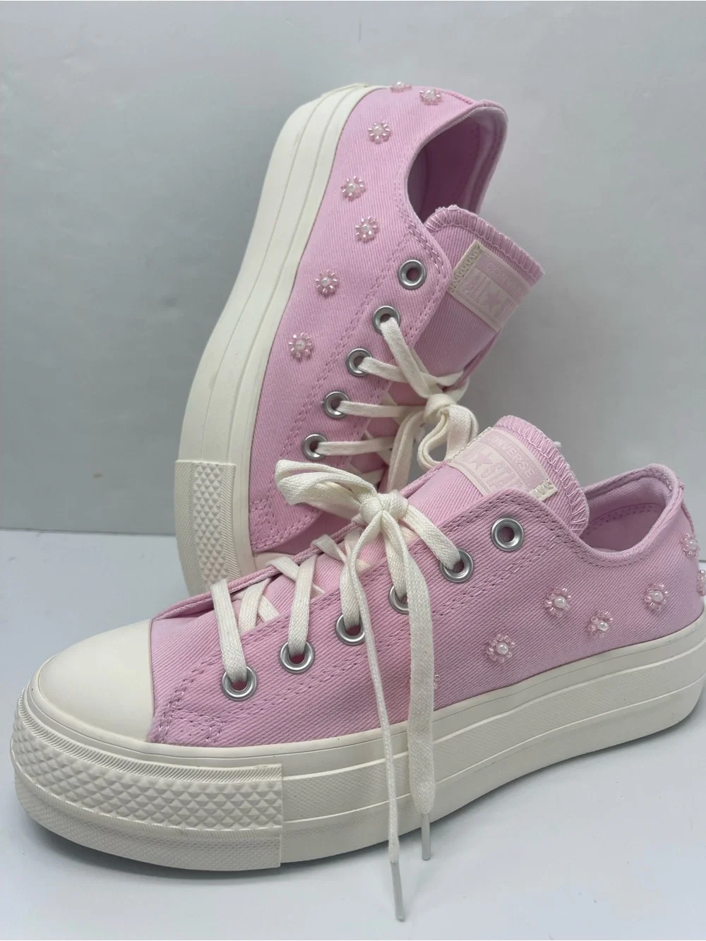 Converse CTAS LIFT OX NEW FOUND BLOOM/EGRET/EGRET Platform Sneakers A16108C